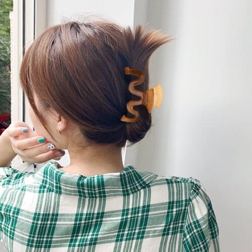 2021 New Hair Claw Clip for Women Tough Colorful Acrylic Hair Claw Hair Clamps Crab for Hair Accessories Make UP Tool Headwear