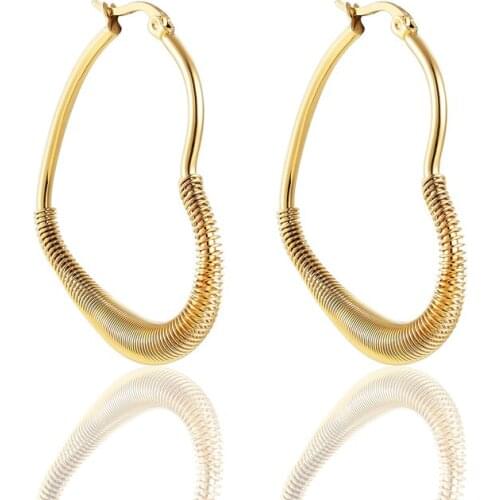 Top Quality Titanium Steel Half Spring Heart Hoop Earrings Silver Color And Gold Color Woman Jewelry Love Earrings Gift