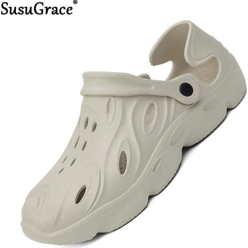 Susugrace 2021 Summer Men Sandals Outdoor Casual Beach Shoes for Male Breathable Lightweight Flats Sandals Hot Sale Black White