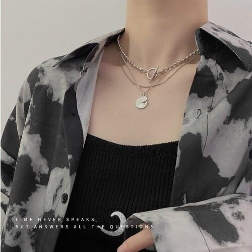 U-Magical Multi-layer Designed Queen Portrait Pendant Necklace for Women Exquisite Round Bead Circle Geometric Party Jewellery