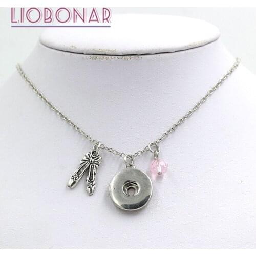 10pcs New Wholesale Ballet Shoes Pendants Necklace Pink Bead Ballet Shoe Snap Necklace Fit 18mm Button DIY Jewelry Bijoux Collar
