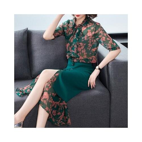 2021 New Fashionable Women Floral Two Piece Sets Show Thin Office Lady Print Cascading Ruffle Female Woman Green Dress Suits