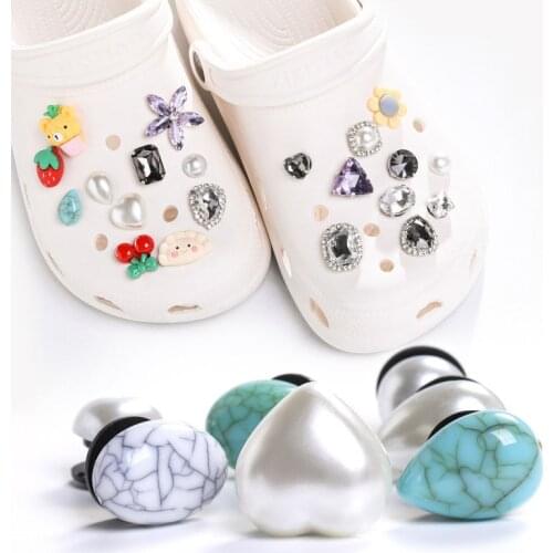 1pcs rock pearl-like Shoe Decoration Buckle croc Charms Accessories heart diamond DIY Combination Jibz Kids girl friend Gifts