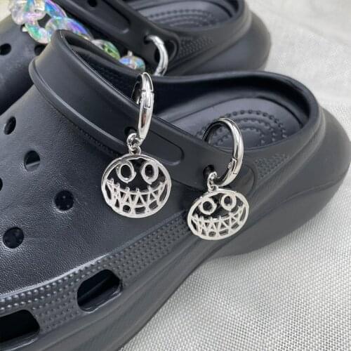 2021 Devil Smiley Pendant Shoe Chain For Croc Shoe Custom Decoration Womens Slippers DIY Personality Shoe Charm Accessories