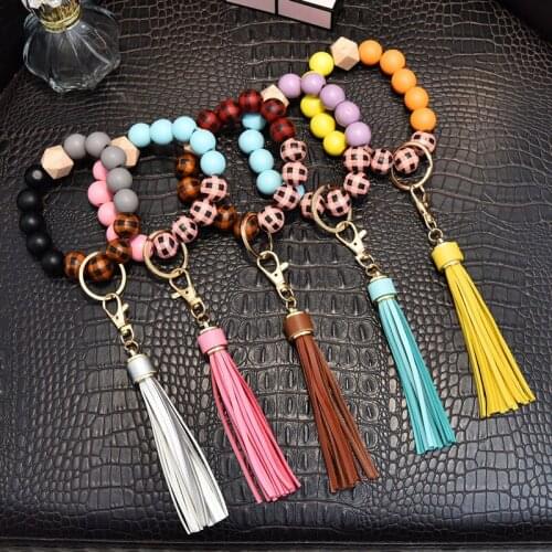 2021 New Wooden Beads Keychain with Tassel Beaded Bracelet Fashion Wood Keyrings Round Chips For Men Women Key Chains