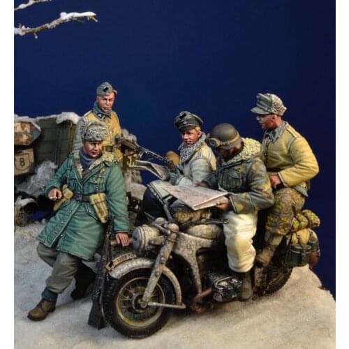1/35 Resin Model Figure GK，5 figures + motorcycle accessories ，There is no motorcycle ， Unassembled and unpainted kit