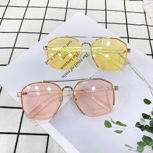 Mens Sunglasses New childrens and womens comfort UV 400 Sunglasses anti UV box decorative glasses B102