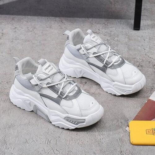 2020 Autumn New Hot Ins Breathable Trendy Mesh Luminous Sneakers Women Korean Comfortable Fashion All-match Womens Shoes