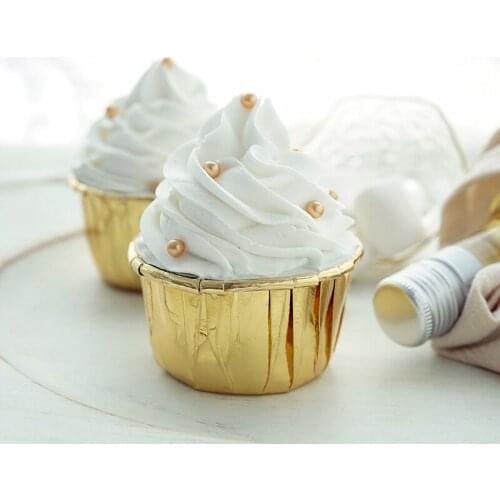 Simulated cream cake Golden wedding set props High-end food photography props Background coffee shop bauble