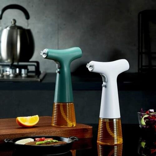 Dateco Peppers And Salt Shakers