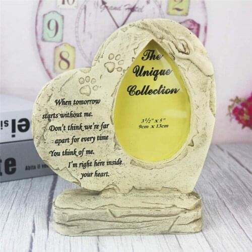 Paw Print Pet Memorial Stone Heart Shaped with a Photo Frame Indoor Outdoor Dog for Garden Backyard Marker Grave Tombstone