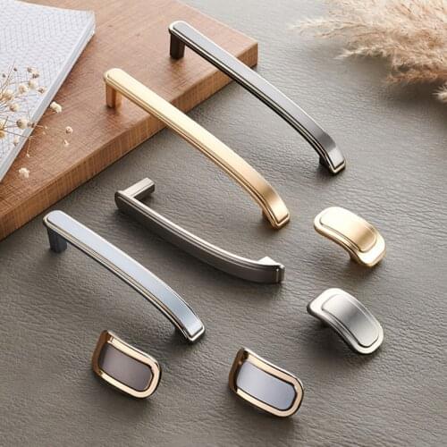 European Simple Luxury Gold Brass Kitchen Cabinet Door Handles Zinc Alloy Drawer Pulls Wardrobe Handle Hardware