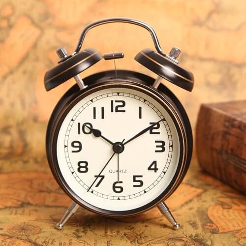 4 inch Retro Metal Alarm Clock Simple Bedside Luminous Alarm Clock Student Morning Gets up Vintage Table Clock