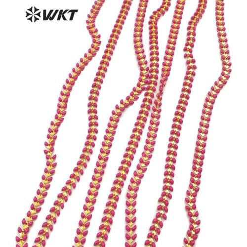 WT-RBC112 Natural Resin Brass "V" Chain Red Pink Color 6MM Beads Rosary Chain 10 Meters For Jewelry Making