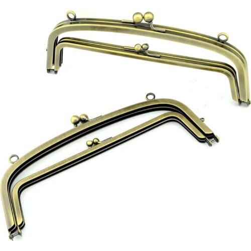 21.5*8-19.5*5.3CM thick material curved female mother-mesh hinged Antique Brass side single loops