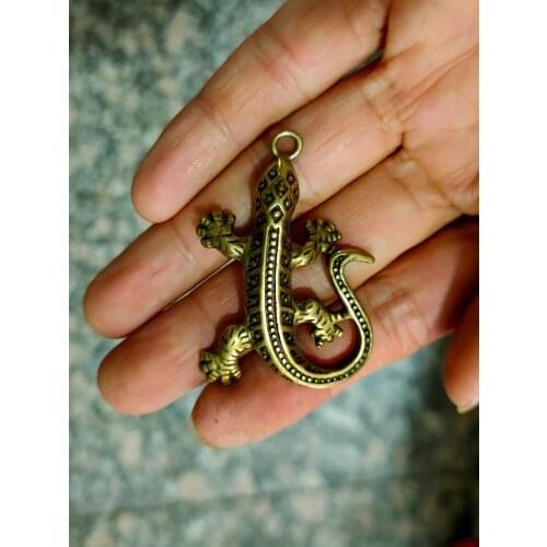 CHINA antique brass fengshui house lizard small Statue Metal crafts family decorations Key buckle Necklace pandent