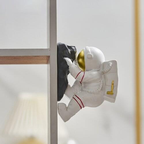 Cute Resin Astronaut Miniature Ornament Figurines Fun Gifts Living Room Office Bedroom Bookshelf Wall Decor Crafts