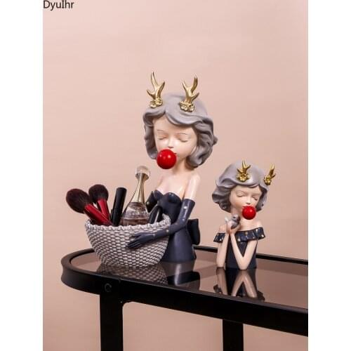 DyuIhr Creative Character Sculpture Storage Tray Resin Crafts Housewarming Gift Home Living Room Entrance Key Storage Decoration