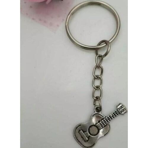 Rock guitar Charm Keychain Vintage Fashion Pendant For Car Key Ring Handbag Creative Gift Jewelry Accessories