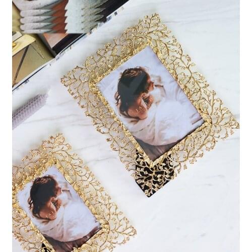 Classic luxury gold relief painting flower style photo frame Exquisite art living decoration gold photo frame