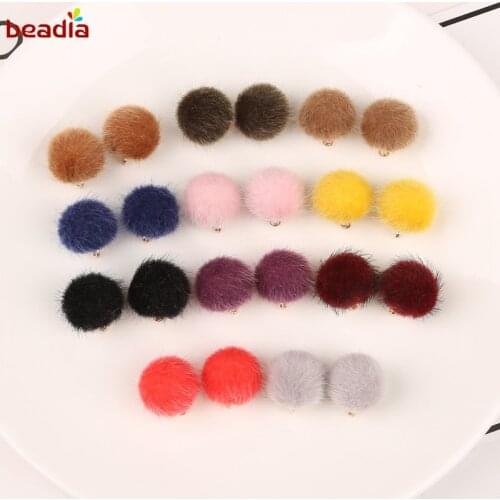 10pcs/bag Random Mixed Color Pendant Making Hairball DIY Fingdings Sewing Accessories Craft Fashion Handmade