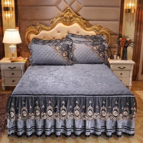 Luxury Velvet Lace Quilted Bedspread for Bed Double Full Queen King Bed Cover Zippered Bedskirt Dust Ruffles Embossing Soft 3pcs
