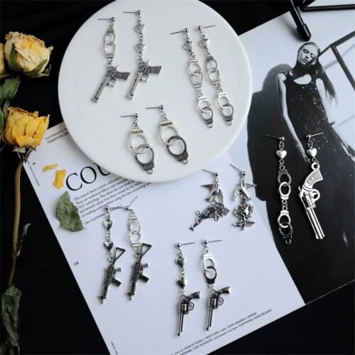 Gothic Gun Pistol Pendant Earrings for Women Punk Cool Heart Rose Handcuffs Female Drop Earrings Dark Loli Gifts Jewelry
