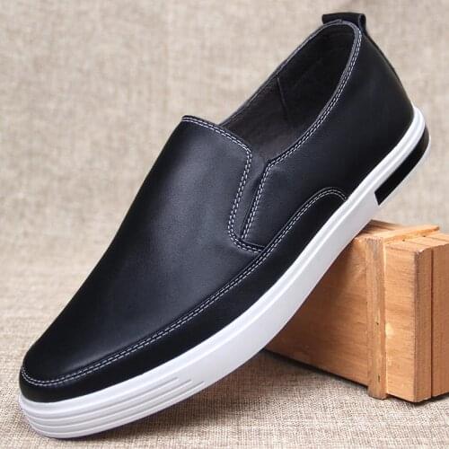 British Style Genuine Leather Men Loafer Shoes Fashion Youth Casual Joker Moccasins Breathable Designer Luxury Flat Shoes M2330