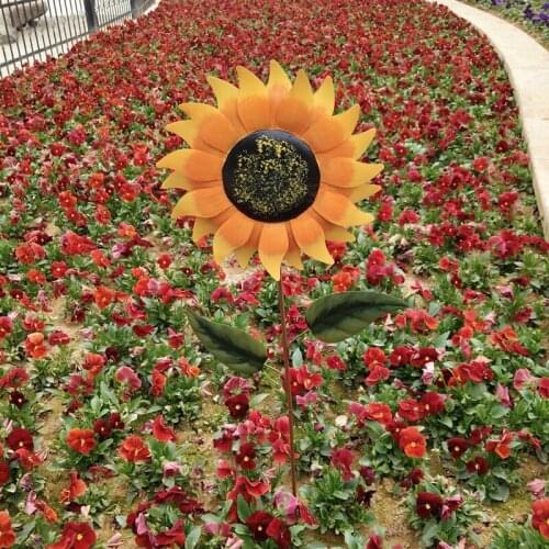 Garden Decorations Outdoor Sunflower Shaped Windmill Rotatable Artware Decorative Tools for Backyard Park
