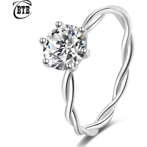 New Design 1 Carat Vine Six-claw Flower Arm Moissanite Lady Charm Lucky Diamond Ring Proposal Ring Engagement Party Holiday Gift