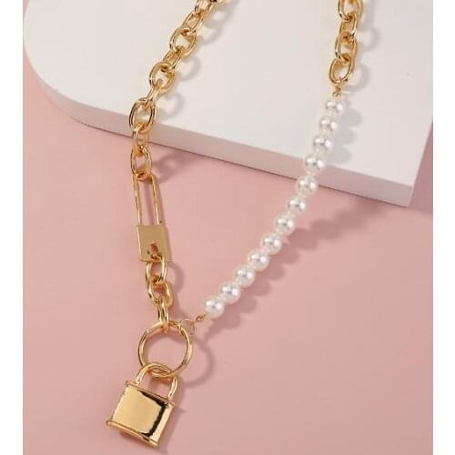 Favorite Pearl Jewelry Lover Lock New Necklace Creative Versatile Shell Pearl Necklace Clavicle Chain Necklace Lady Girl Gift