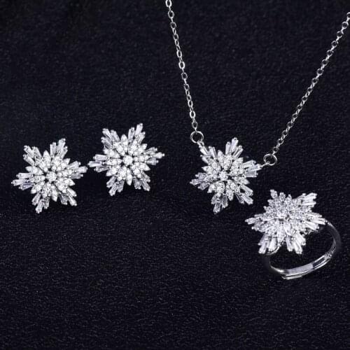 Fashion Snowflake Bracelet 4pcs Sets Jewelry With Cubic Zirconia Charm Clavicle Necklace Female Valentines Gift Piercing Earring