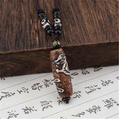 Tibet Hongshan Culture Natural Meteorite Agate Buddhism Chinese Dragon Agate Dzi Beads Dragon Carving Mascot Collection Ornament