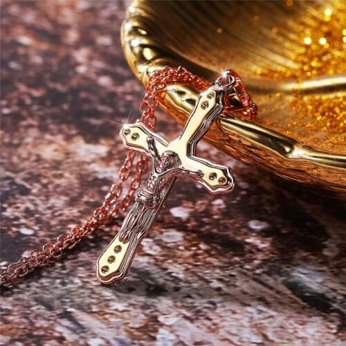 Fashion Punk Creative Design Golden Cross Jesus Necklace For Men Europe and America Style Pendant Womens Jewelry Accessories