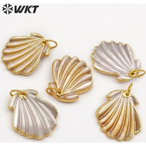WT-JP056 Wholesale Dainty Scallop Shell Pendant Natural Raw Sea Shell With Gold Bezel Wild Coast Jewelry Bohe Gift For Women