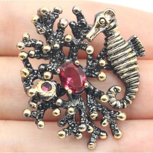 37x33mm Neo-Gothic Animal 11g Vintage Created Rhodolite Garnet Paris Blue Topaz For Women Black Gold Silver Pendant Eye Catching