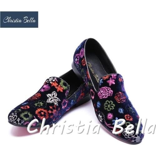 Christia Bella Men Velvet Shoes New Pointed Toe with Floral Embroidery Smoking Slipper Mens Flats Shoes Fashion Stage Wear