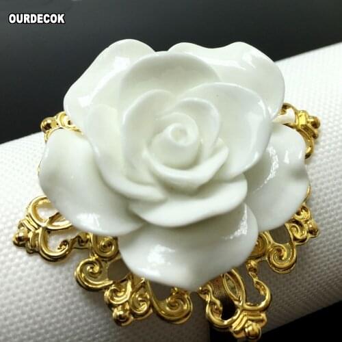 25pcs/lot White Color colors Rose Flower Decor Gold Napkin Rings Holder Hoops Romantic Weeding Party Table Decoration