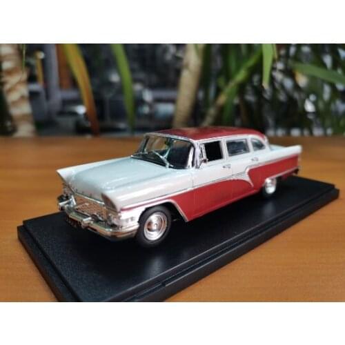 1:43 Soviet Seagull GAZ 13 Chaika Premium Classic Vintage Car Collector Edition Metal Diecast Model Toy Gift