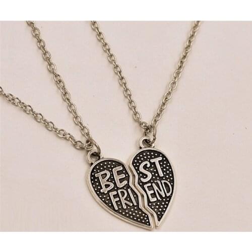 Women Necklace Jewelry Choker Necklace Heart Pendant Pieces Broken Two Best Friend Friendship Forever
