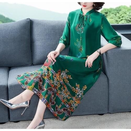 2021 Free Shipping New Womens Spring Fashion Show Temperament Is The Printed Pure Silk Long Loose Mulberry Dress Green Dresses