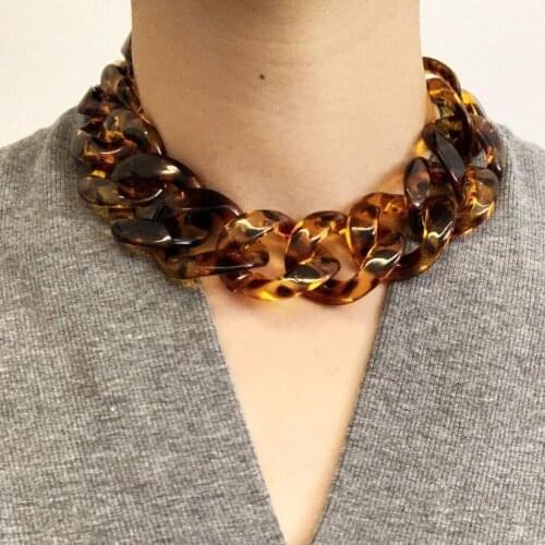 Mega Large Leopard Acrylic Links Women`s Fashionable Plastic Chains Chunky Choker Necklace