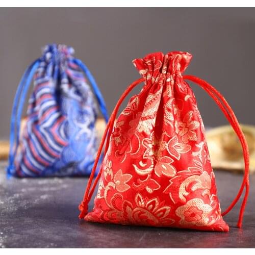 1PCHandmade Fabric Satin Embroidered Drawstring Gift Storage Bag Jewelry Packaging Bag Pouch Christmas Wedding Birthday Gift Bag