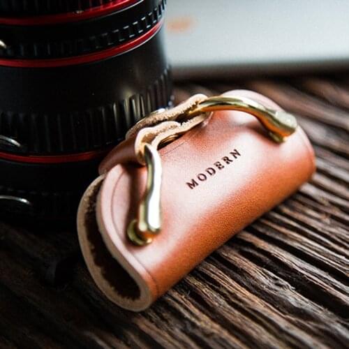 2021 High Quality Key Storage Bag Leather Key Case Retro Creative Key Storage Leather Key Case Steel Key Chain Holder Belt