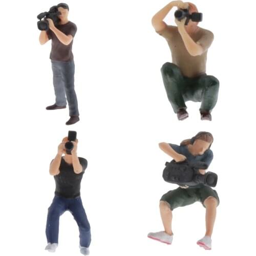 1:64 Scale Paparazzi Photographer PVC People for Sand Table DIY Decor