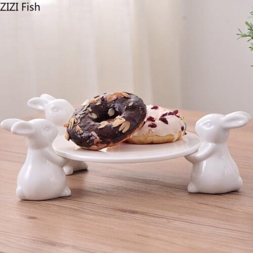 Creative lovely rabbit ceramics Cake pan Fruit tray Household Afternoon tea Dessert display tray Cake tray Wedding decoration