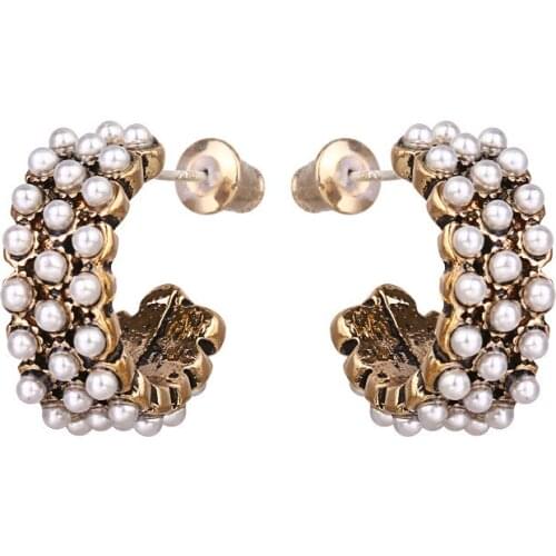 Hot Sale Korean Elegant Imitation Pearls Stud Earrings Exquisite Luxury Earring for Women Wedding Party Jewelry