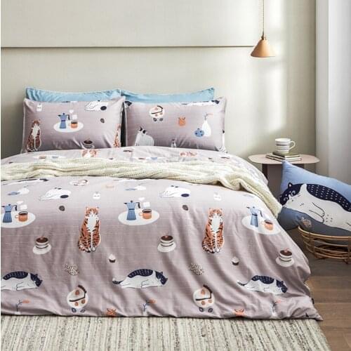 Three pieces of cotton cat kits for spring and summer, autumn and winter dormitory quilt cover