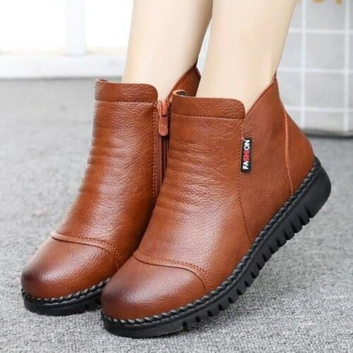 Vintage Female Winter Ankle Boots Genuine Leather Shoes For Womens Winter Waterproof Boots Casual Furry Boots 2020 Fashion
