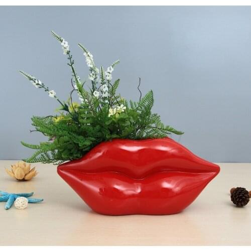 Shipping Lip Flower Vase Red Mouth Shaped Plant Pot Modern Resin Lips Vase Not Include Artificial Flower/green Plant